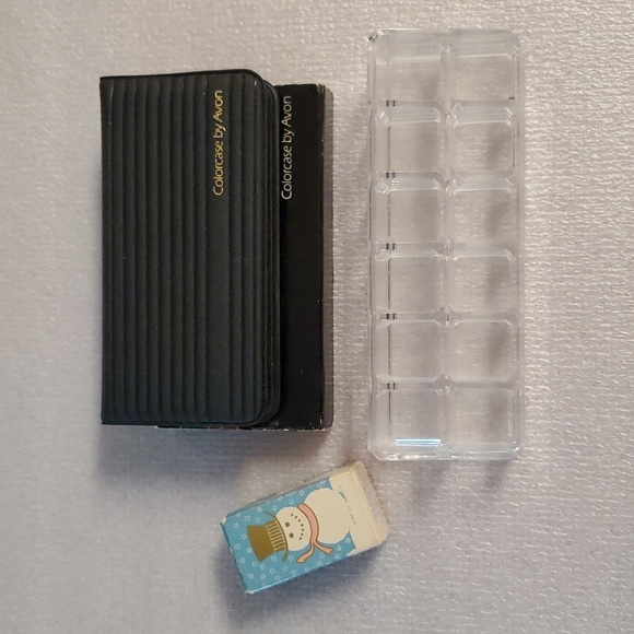 AVON bundle lipstick case Snowman Petite acrylic lipstick holder Vintage disc. - Picture 9 of 9